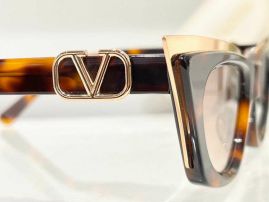 Picture of Valentino Sunglasses _SKUfw46802734fw